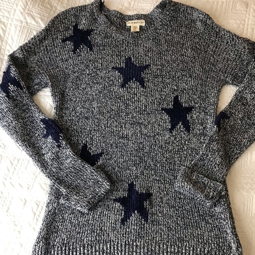 Cute!!! STARS Crew Neck SWEATER 🌟